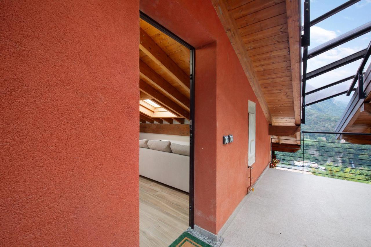 Ferienwohnung Casa Asso Exterior foto